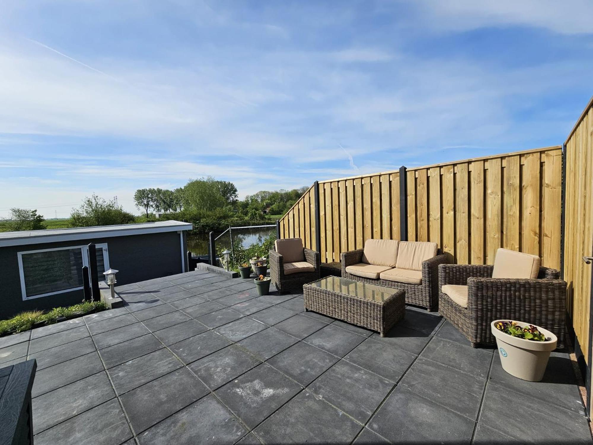 Luxe Woonboot In De Natuur Evt Met Console Bootje! Leeuwarden Exterior photo